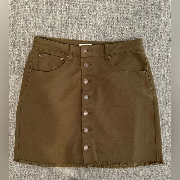 a loves a Army Green Jean Skirt Size 30 - Picture 5 of 6